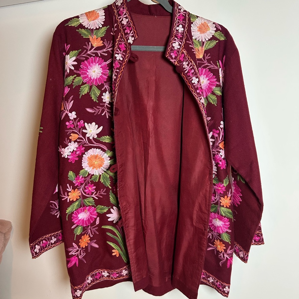 Floral Embroidered Women's Top - Maroon - Picture 3 of 5